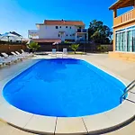 Family-friendly With Swimming Pool Bibinje, Zadar - 5778 ביבינייה