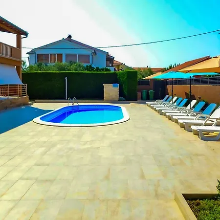 Apartment Family-friendly With Swimming Pool Bibinje, Zadar - 5778 *