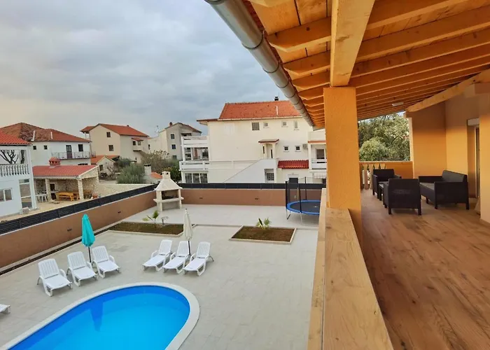 Family-friendly With Swimming Pool Bibinje, Zadar - 5778 Bibinje