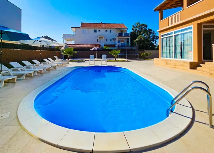 Family-friendly With Swimming Pool Bibinje, Zadar - 5778 Bibinje