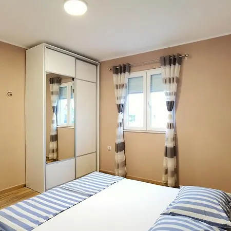 Family-friendly With Swimming Pool Bibinje, Zadar - 5778 Апартаменты *