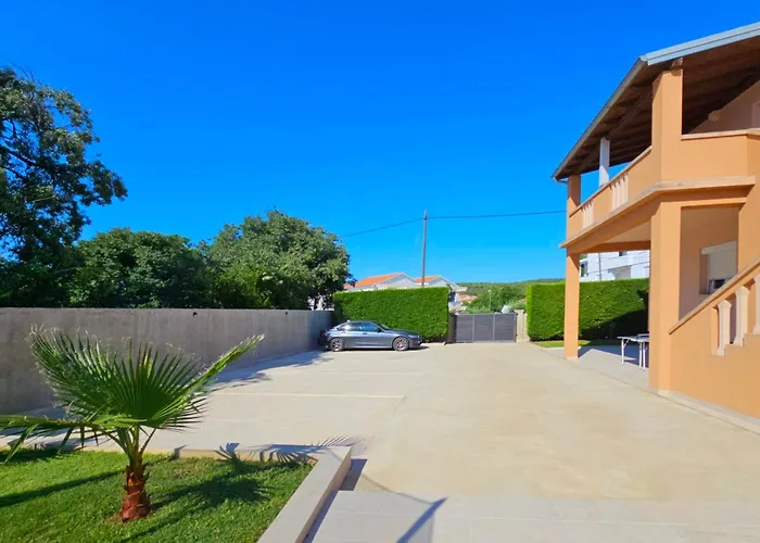 Family-friendly With Swimming Pool Bibinje, Zadar - 5778 * Бибинье