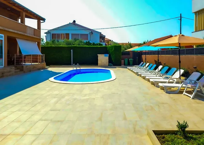 Apartment Family-friendly With Swimming Pool Bibinje, Zadar - 5778 *